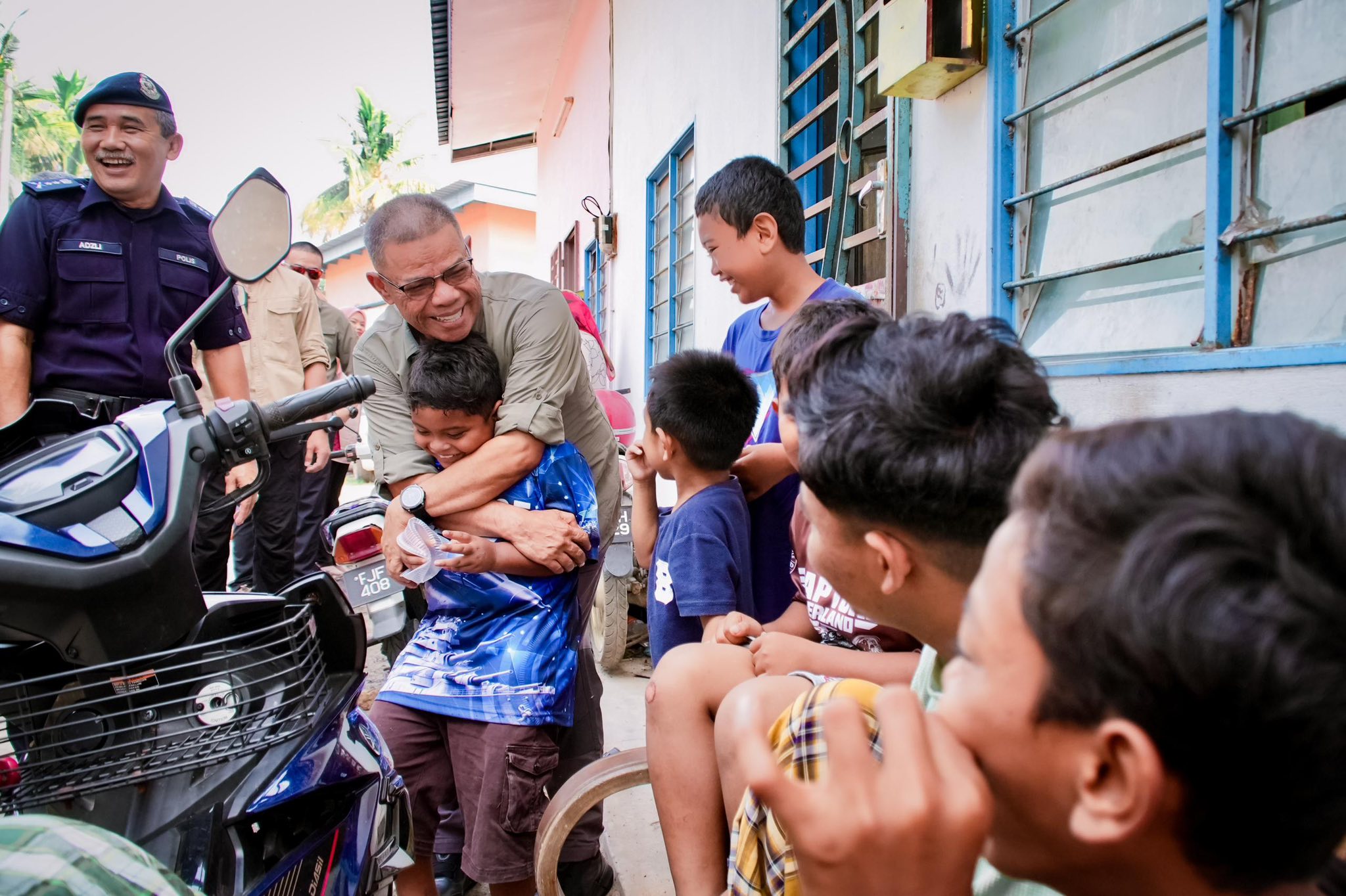Ziarahi dua buah rumah yang telah membuat permohonan untuk baik pulih di Kedah