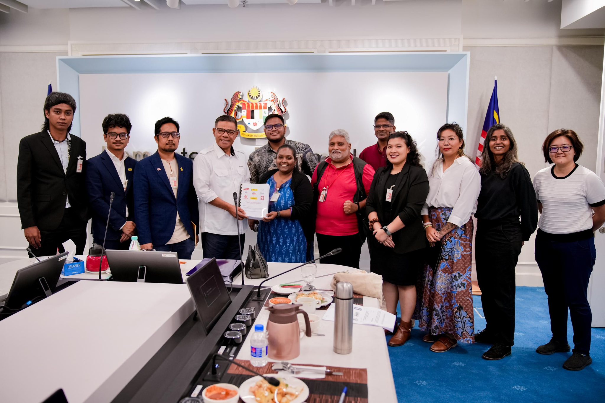 Sesi perbincangan bersama 9 gabungan daripada Civil Society