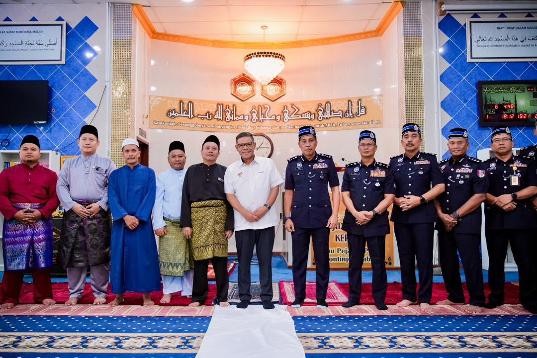 Singgah di Masjid IPK Kepayan, Kota Kinabalu untuk solat Jumaat bersama para jemaah