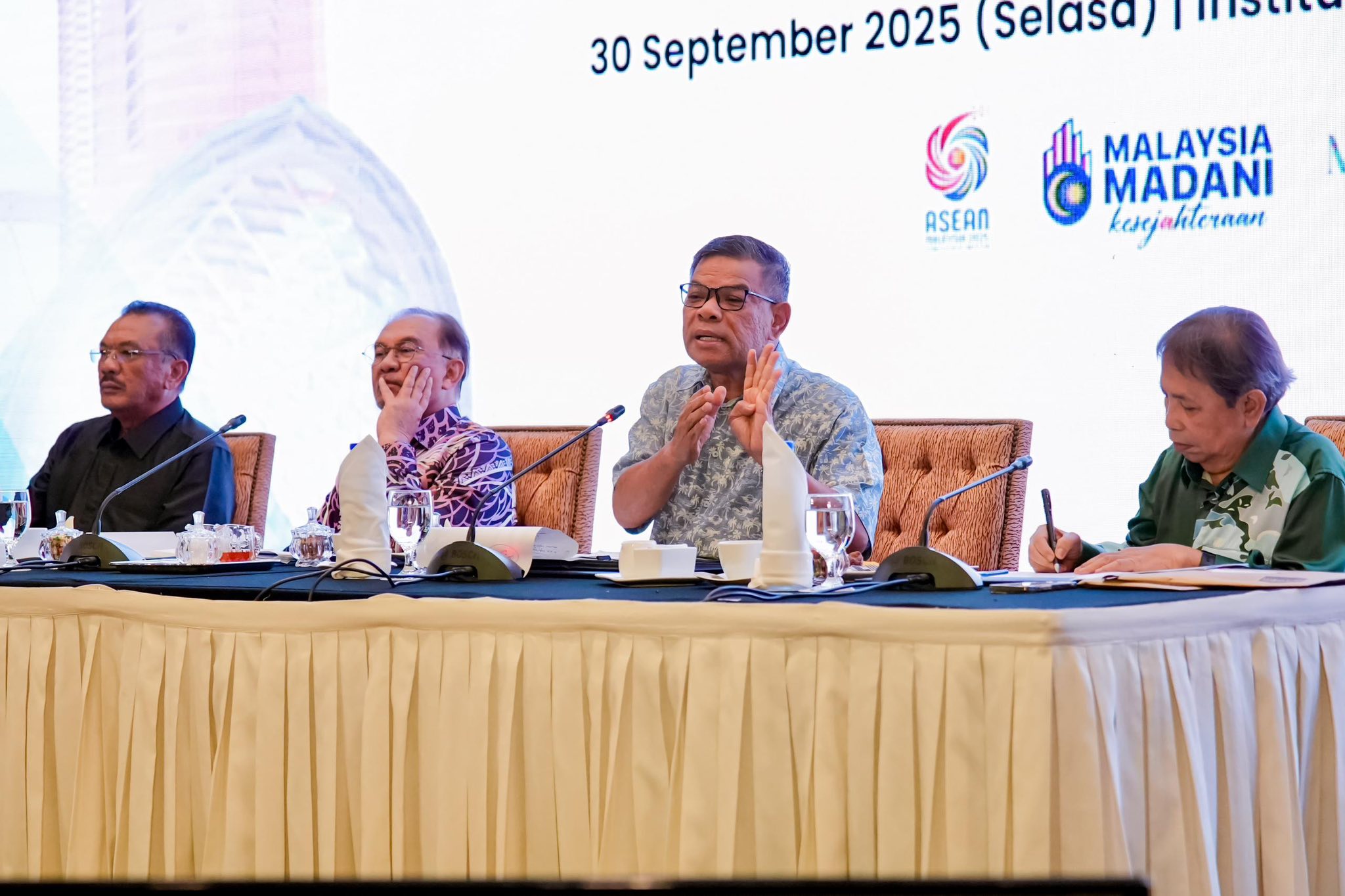 Forum Ilmuwan Malaysia MADANI Siri ke-8