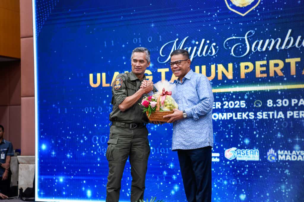 Majlis Sambutan Ulang Tahun Pertama Agensi Kawalan dan Perlindungan Sempadan (AKPS).